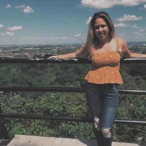 Meet your Posher, Ashlie